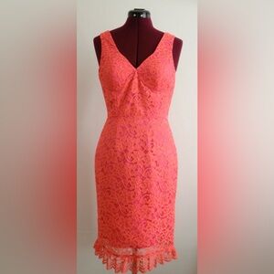 V-neckline Sleeveless Lace Embroidery Dress